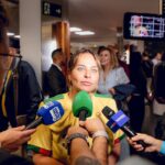 Bárbara Botega defende...